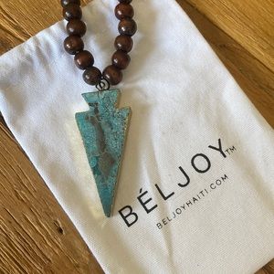 Beljoy arrowhead beaded necklace